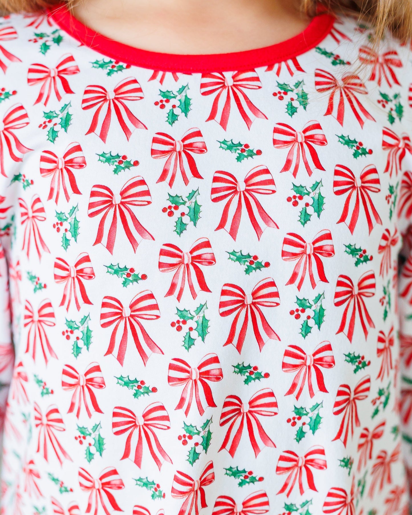 Merry Moments Elizabeth LS Set