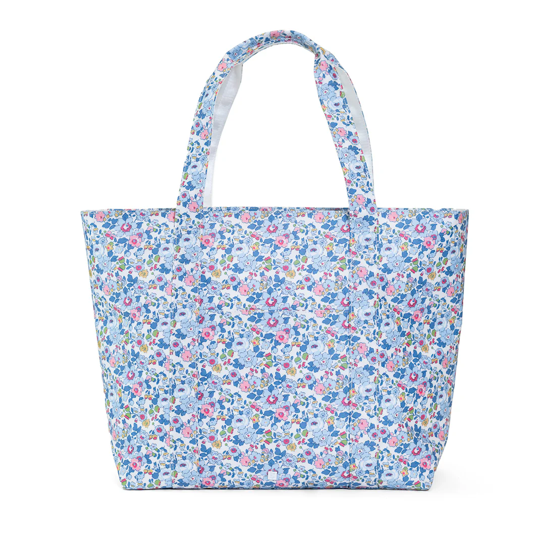 TRVL Jumbo Tote Bags